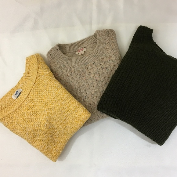 H&M, Cape Juby, Old Navy Sweaters - Old Navy, Mossimo, Forever 21 Sweaters 3 for 1